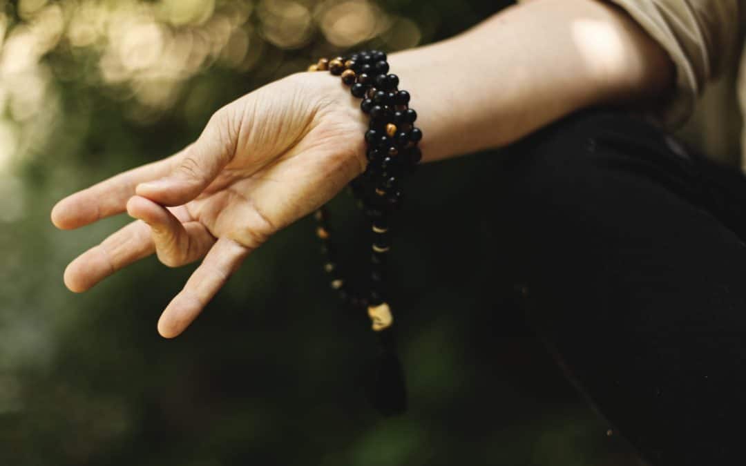 Las Manos y Los Mudras